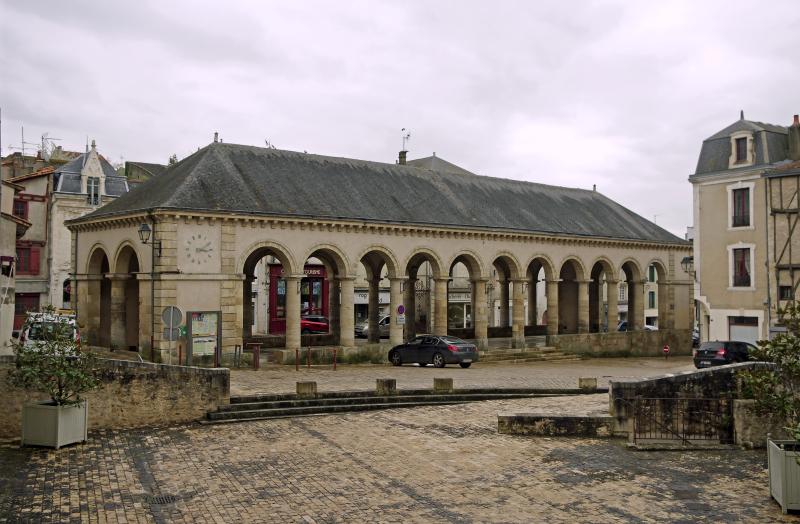 Halles