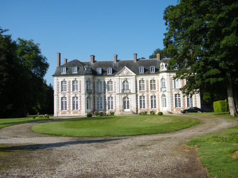 Château, Dromesnil
