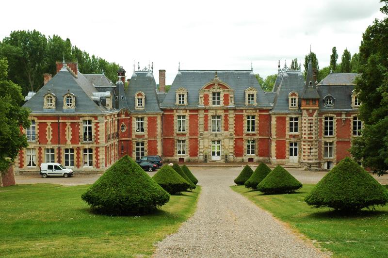 Château, Suzanne
