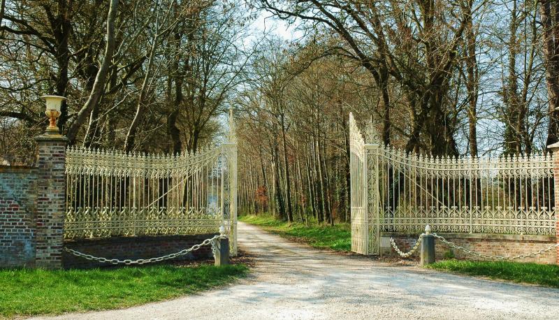 Domaine de Tailly-l'arbre-à-mouches, Tailly