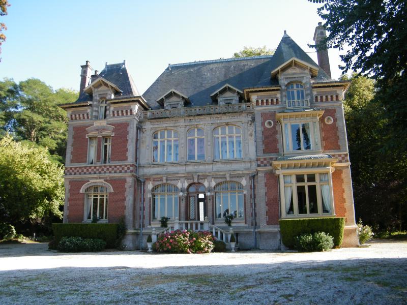 "Demeure dite "" château Buiret """, Tully