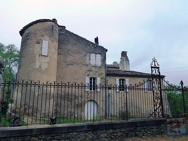 Château, Massaguel