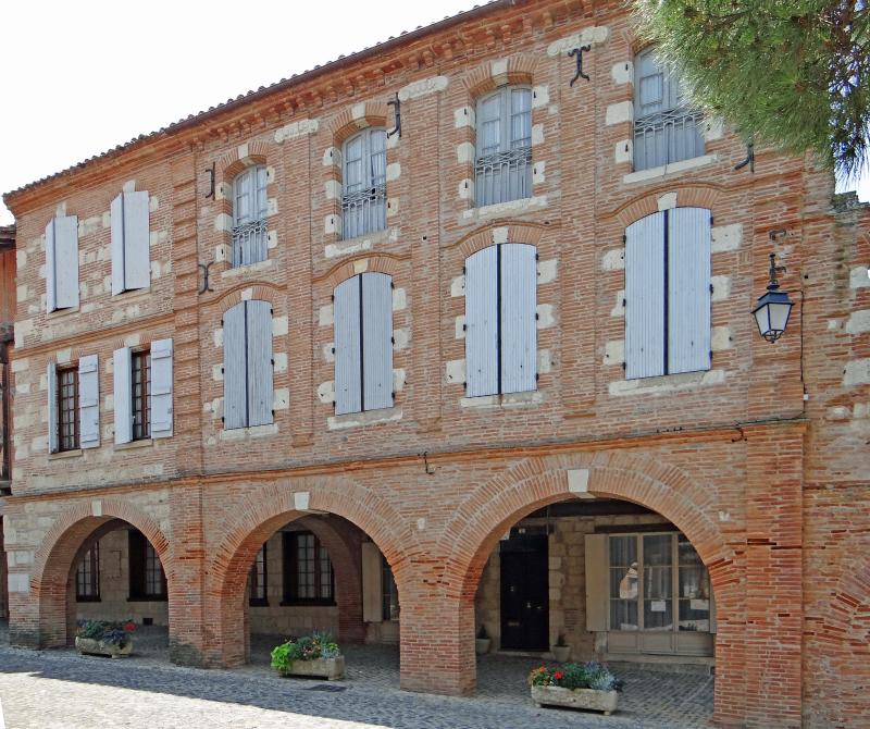 Immeuble, Auvillar