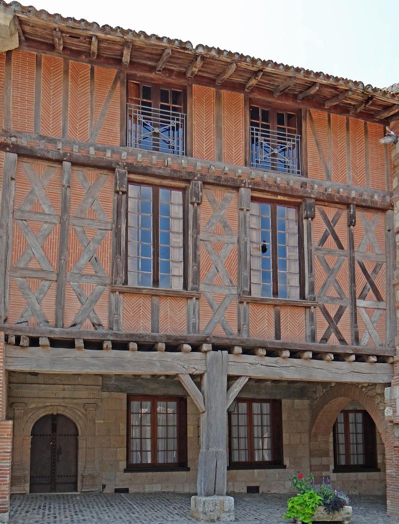 Immeuble, Auvillar