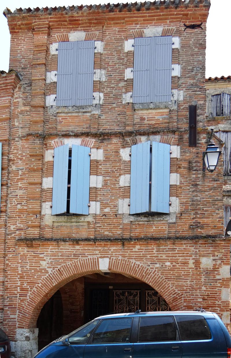Immeuble, Auvillar