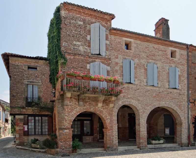 Immeuble, Auvillar