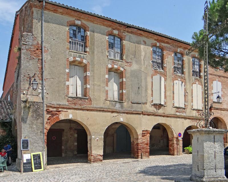 Immeuble, Auvillar