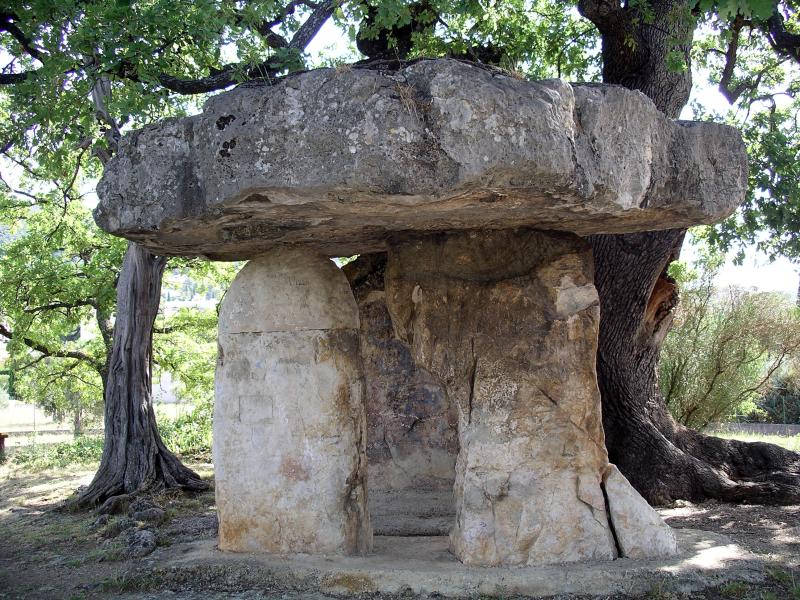 Dolmen dit La pierre de la Fée, Draguignan