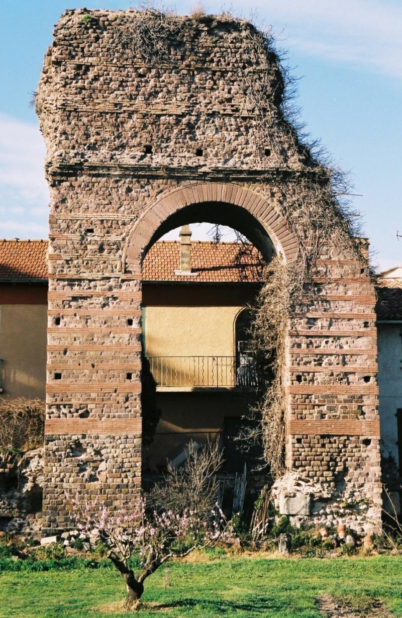 Porte Dorée, Fréjus