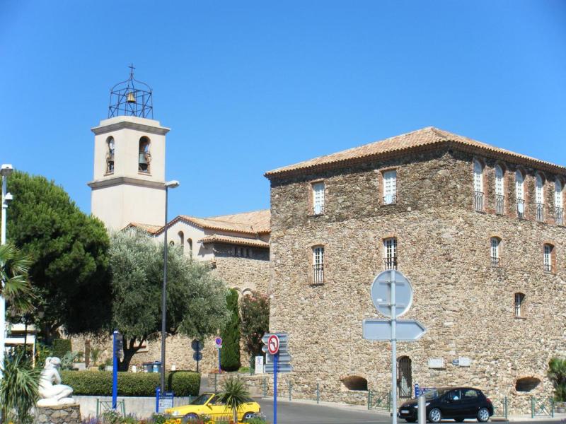 Tour carrée, Sainte-Maxime
