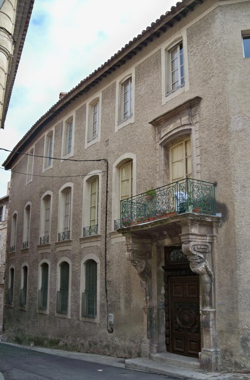 Maison à cariatides, Carpentras