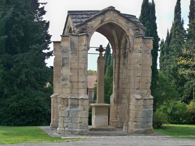 Croix couverte ou croix de Boët, Pernes-les-Fontaines