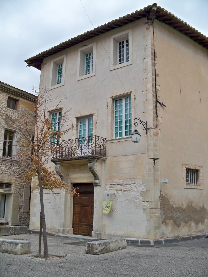 Maison natale d'Esprit Fléchier, Pernes-les-Fontaines