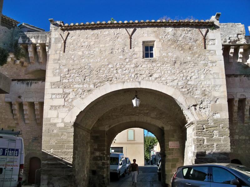 Porte de Villeneuve, Pernes-les-Fontaines