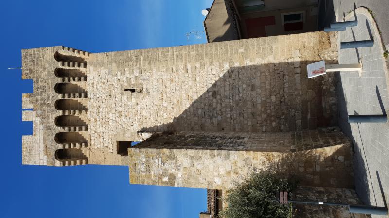 Remparts (anciens), Pertuis