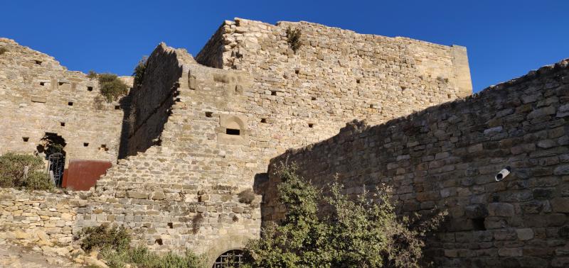 Château-fort dit Le Castelas et ancienne église Saint-Michel, Uchaux