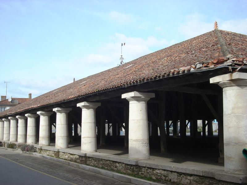 Halles, Moutiers-les-Mauxfaits