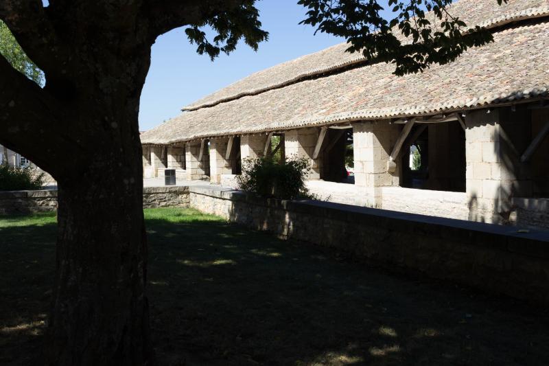 Halles, Valence-en-Poitou