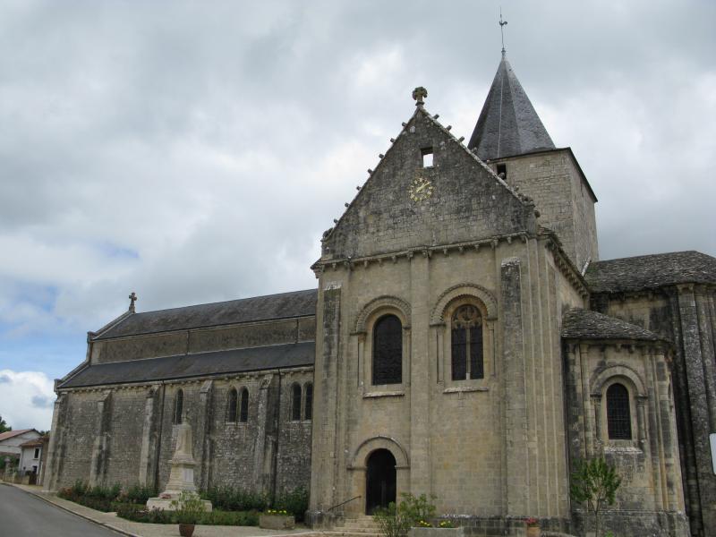 Église Saint-Jean-Baptiste, Jazeneuil