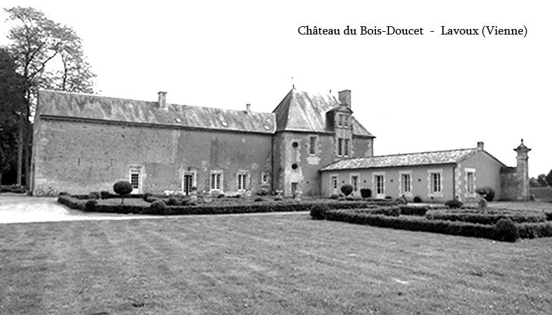 Château du Bois-Dousset, Lavoux