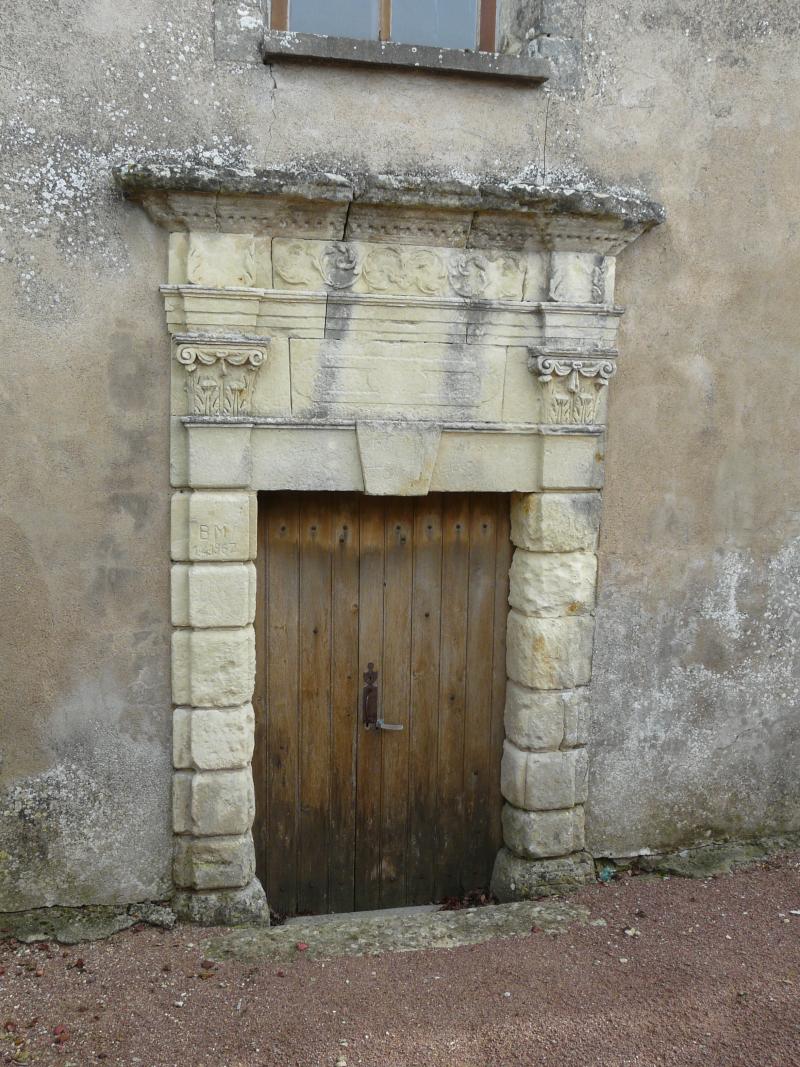 Eglise de Bournezeau, Mirebeau