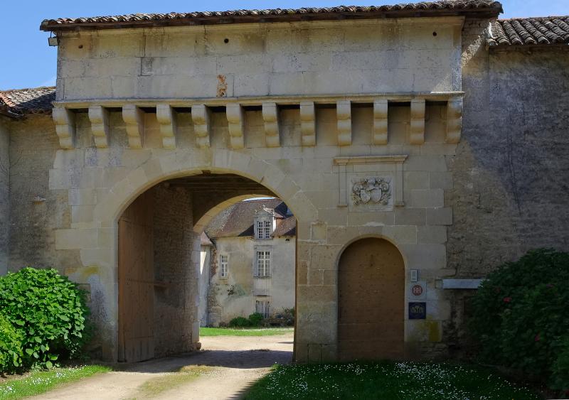 Château de Léray, Saint-Pierre-d'Exideuil