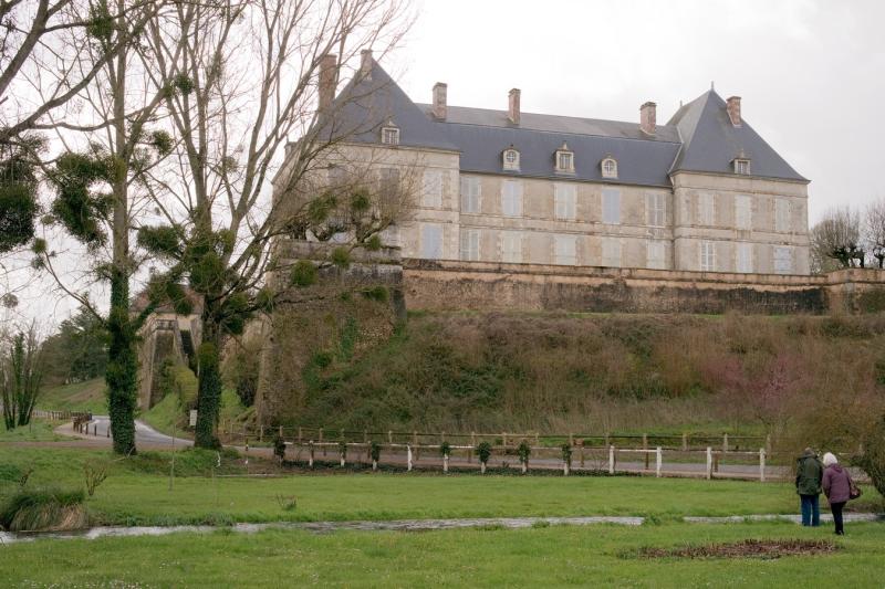 Domaine, Sommières-du-Clain