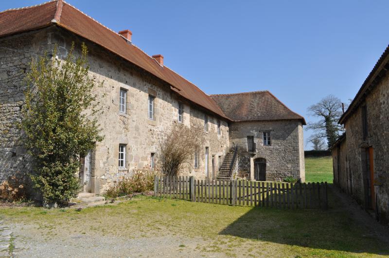 Celle grandmontaine des Bronzeaux, Saint-Léger-Magnazeix