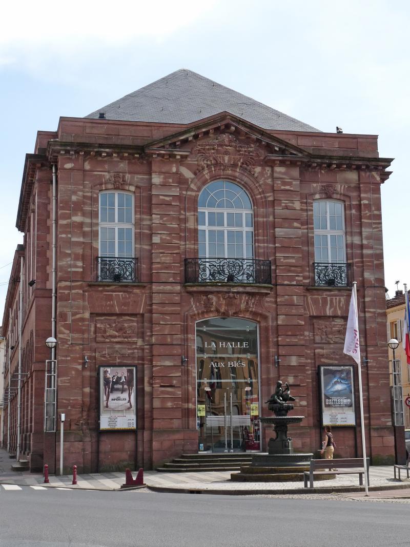 Ancienne halle aux grains et théâtre, Raon-l'Étape