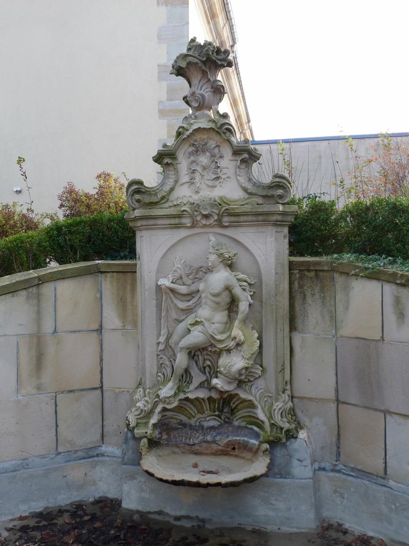Deux fontaines (fontaine de Neptune et fontaine d'Amphitrite), Remiremont