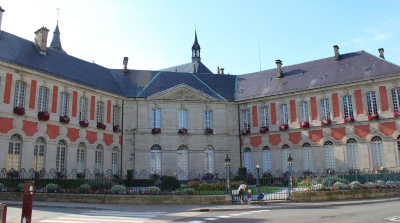 Ancien palais abbatial, hôtel de ville, Remiremont