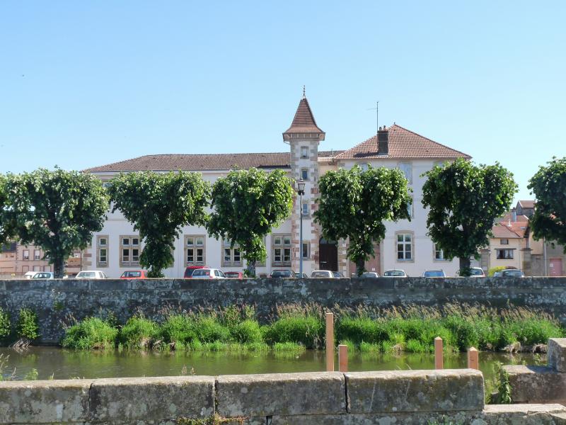 Ecole du Centre (ancien couvent des religieuses bénédictines), Rambervillers