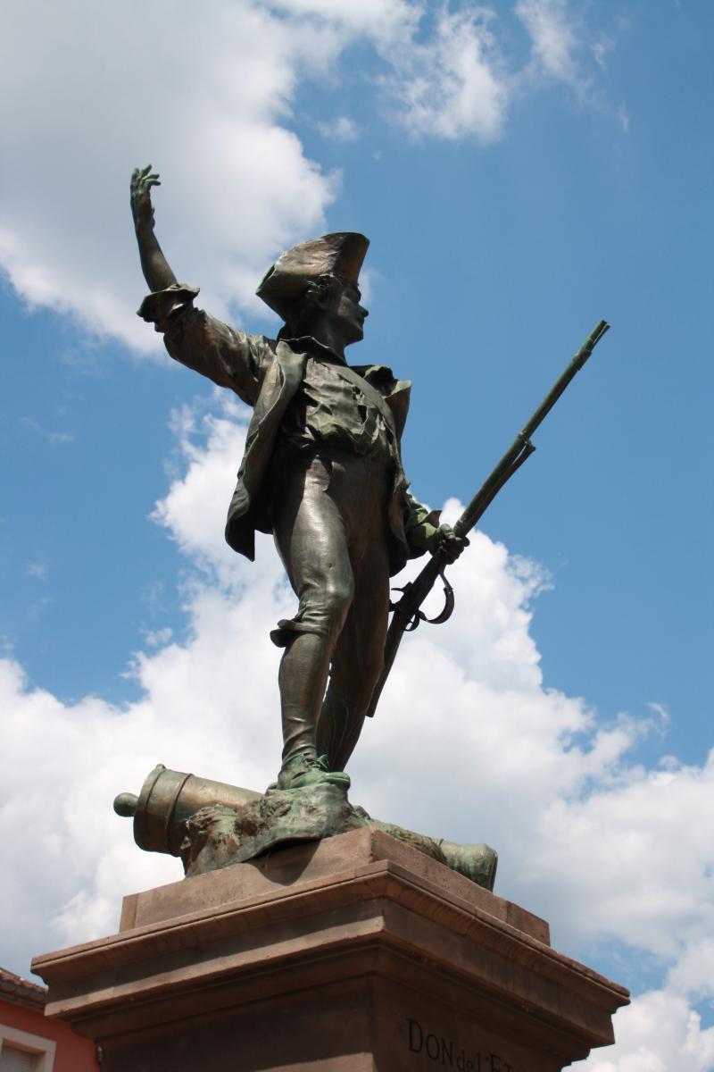 Statue du Volontaire de 1792, Remiremont