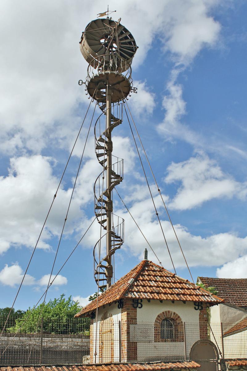 Eolienne, La Postolle