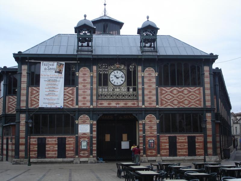 Marché couvert, Sens