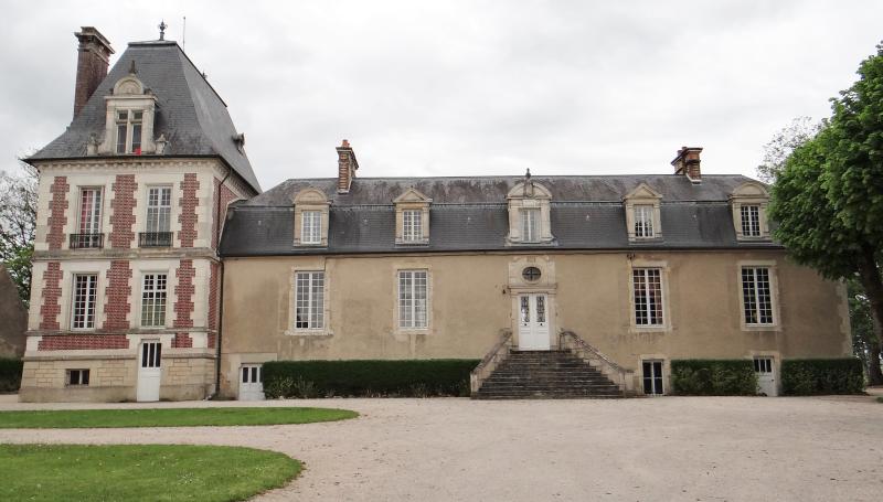 Château de Vassy, Étaule