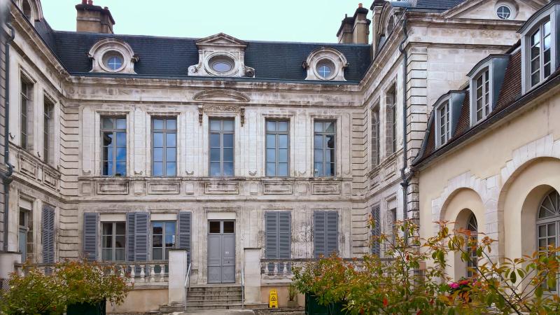 Hôtel Leclerc de Fourolles, Auxerre