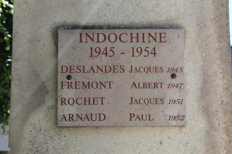 Monument aux morts, Avallon
