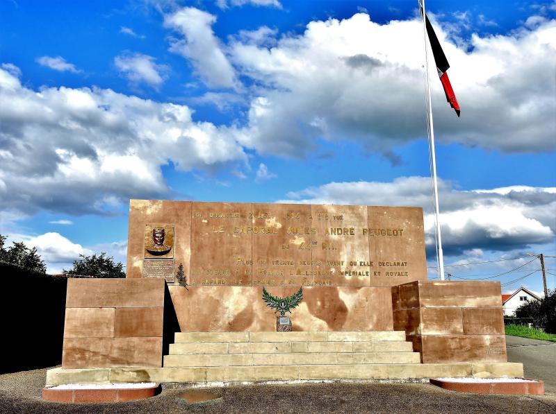 Monument du caporal Peugeot