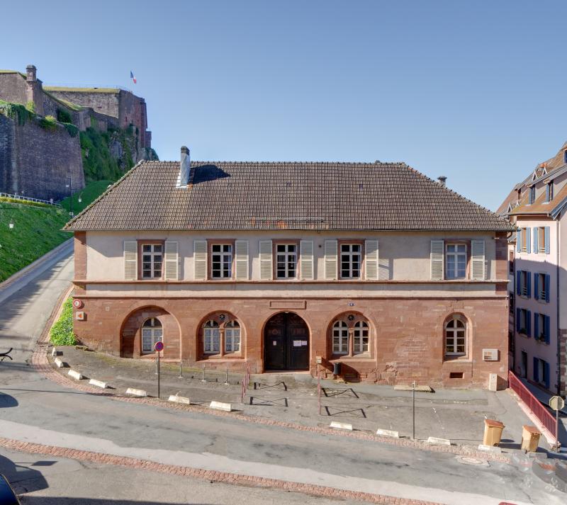 Ancienne halle, actuelle école Jules Heidet