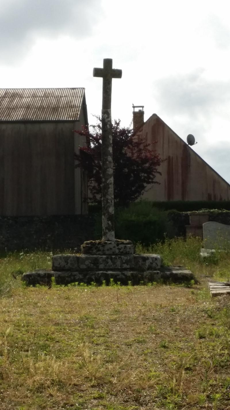 Croix du cimetière, Villeneuve-sur-Auvers