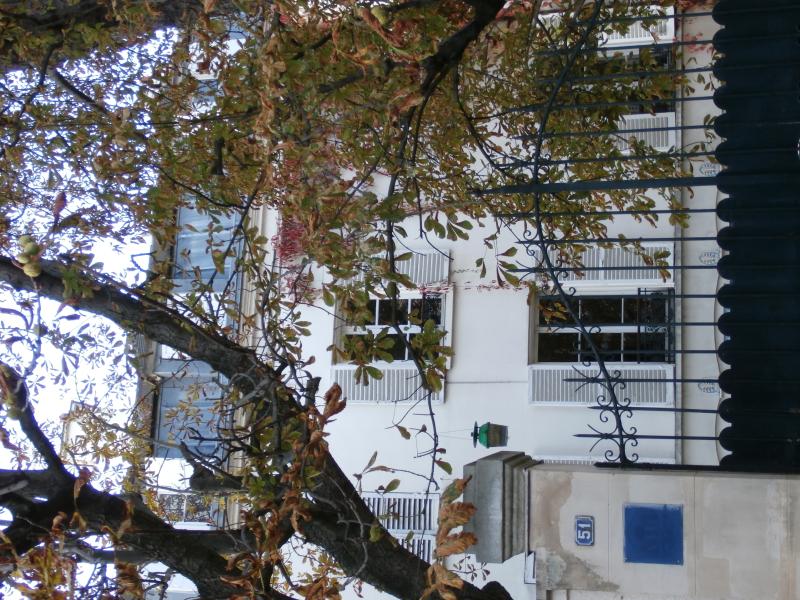 Ancien hôtel de Guines