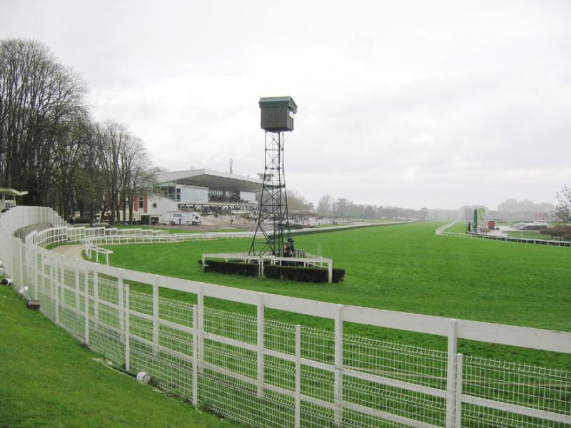 Hippodrome de Saint-Cloud (également sur commune de Saint-Cloud), Rueil-Malmaison