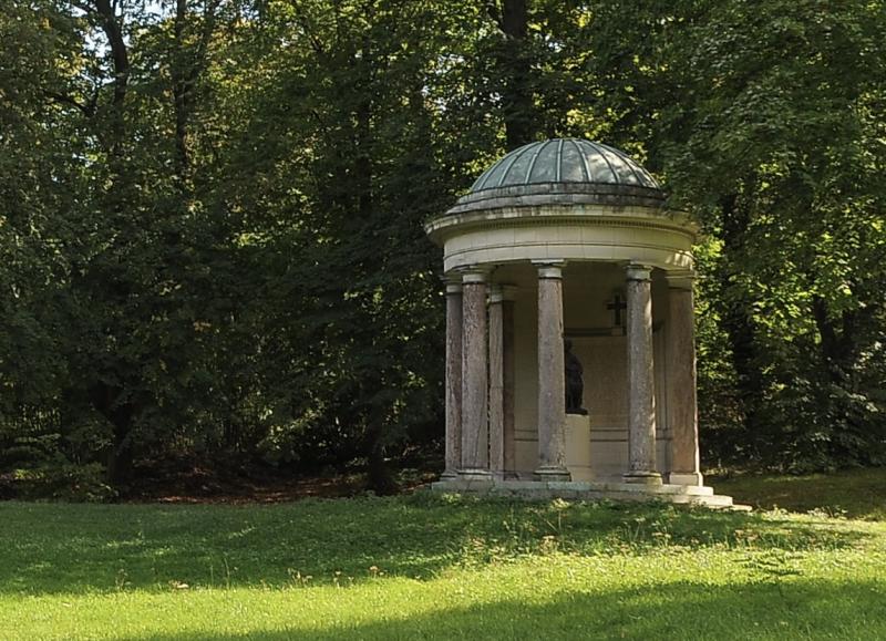 Mausolée du prince impérial, Rueil-Malmaison