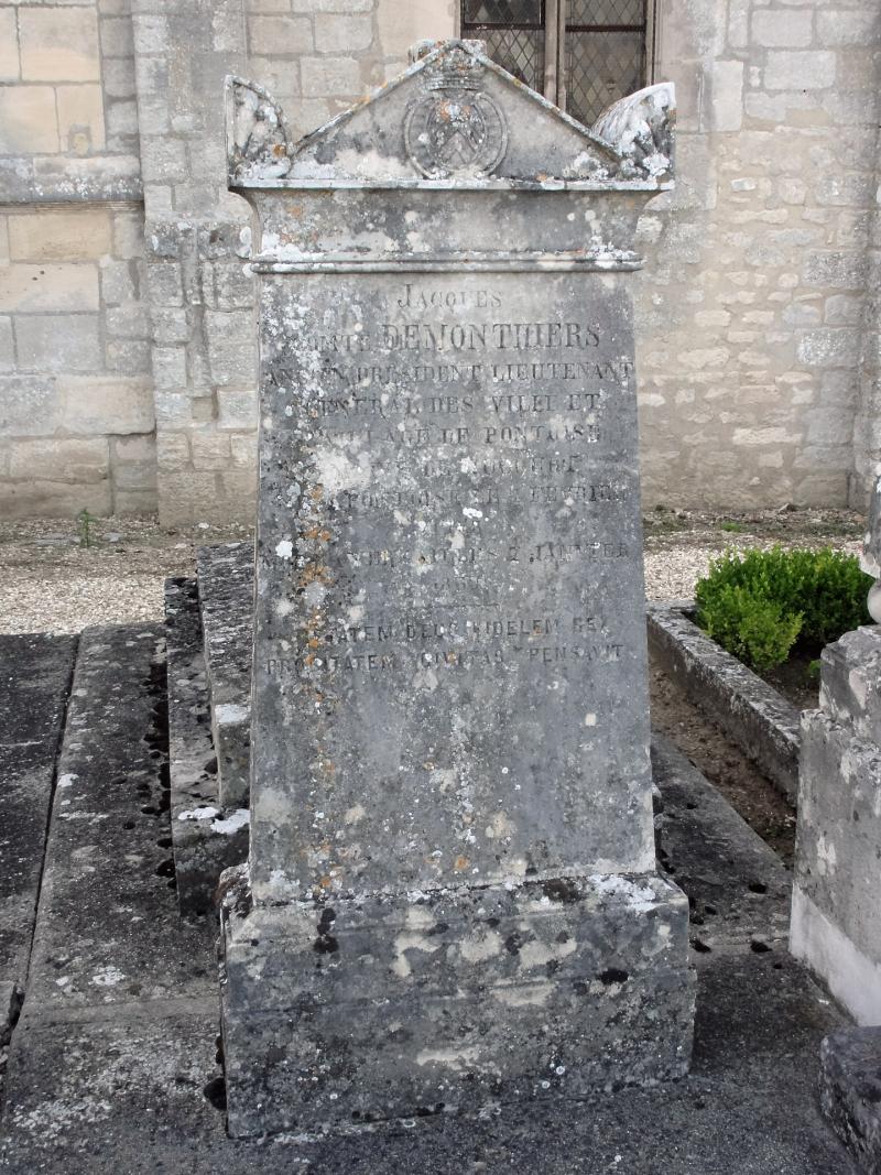 Nécropole (ancienne), Nucourt
