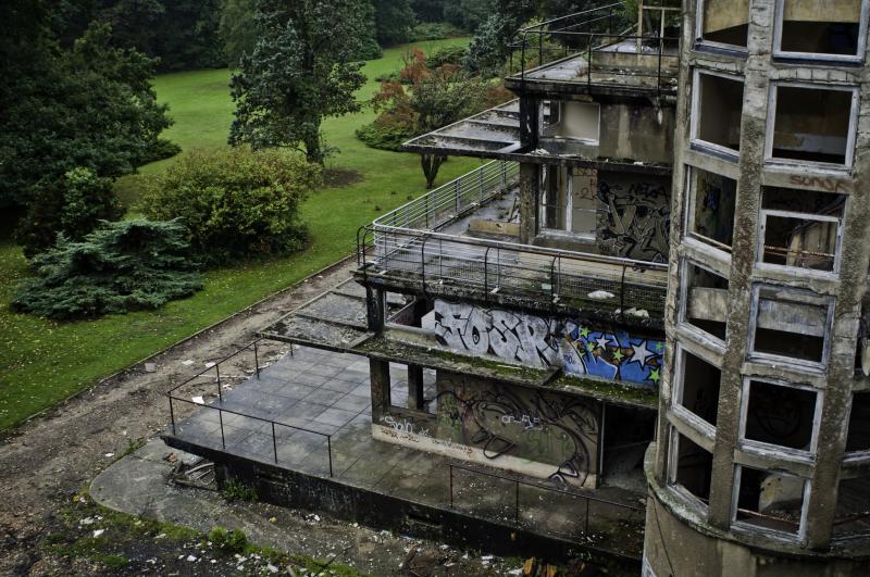 Ancien sanatorium, faisant partie du centre hospitalier du Vexin, sis dans le parc de la Bucaille, Aincourt