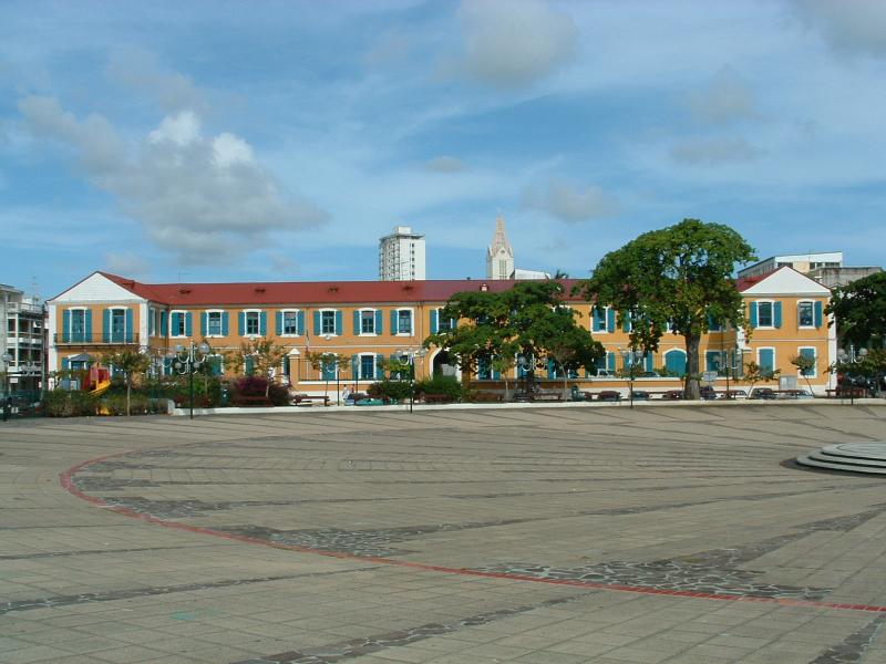 Ancienne caserne d'infanterie, actuellement sous-préfecture, Pointe-à-Pitre