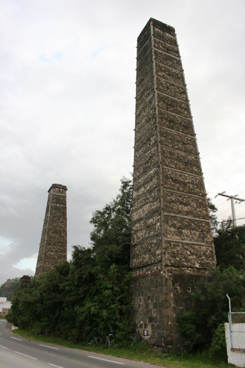 Cheminées de la "Rivière Saint-Etienne", Saint-Pierre