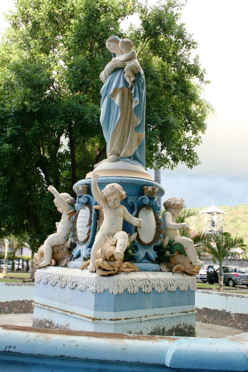 Fontaine de la Vierge, Saint-Paul