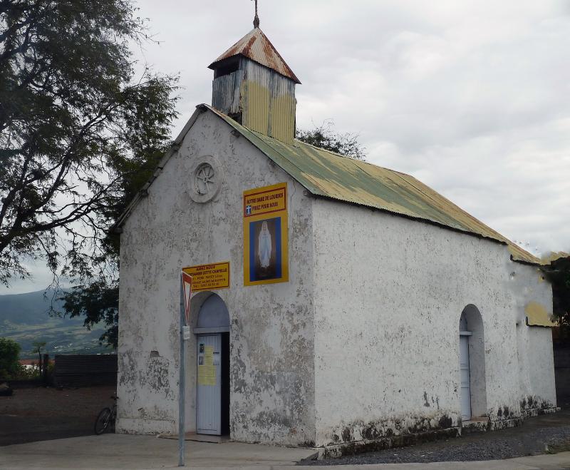 Chapelle Notre-Dame de Lourdes, Saint-Pierre